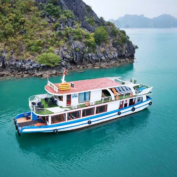 lan-ha-bay-tour-from-hanoi